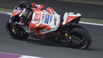 Jorge Lorenzo en Qatar.