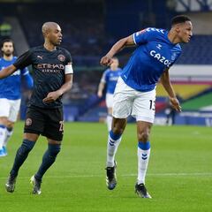 Everton, con Yerry Mina, eliminado de FA Cup por Manchester City