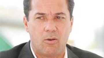 <b>DEBATE</B> "¿Qué banda? Nunca jugué con bandas. Olvídense"