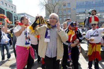 Las imágenes de los aficionados madridistas en Dortmund