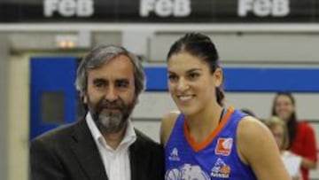 Marta Xargay recoge el premio MVP de la Supercopa de Espa&ntilde;a logrado ante el Rivas Ec&oacute;polis.