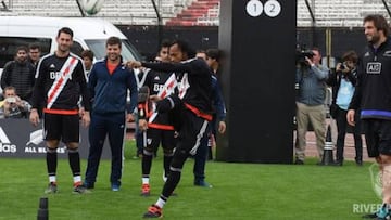 Zaguero ecuatoriano sorprende enfrentando a los All Blacks