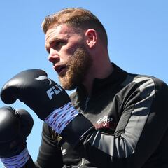 Saunders out to "turn boxing world upside down" against Álvarez