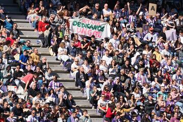 Pancarta de apoyo a Aitana en el primer partido disputado en Zorrilla por el Real Valladolid Simancas.