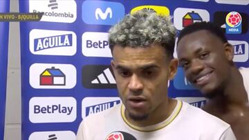 La interrupción en plena transmisión en vivo demuestra la alegría de Colombia tras golear en casa.