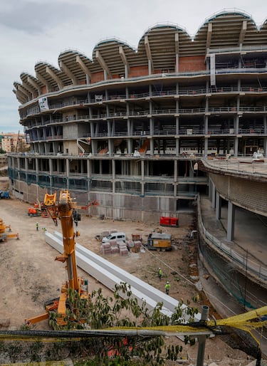 Se incluirá una 'fan zone' exterior de más de 6.000 m2 para animación y eventos antes de los partidos.