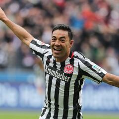 Un doblete de Marco Fabián da la victoria al Eintracht Frankfurt