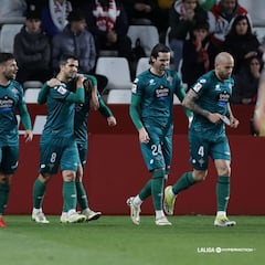 El banquillo del Racing de Ferrol responde