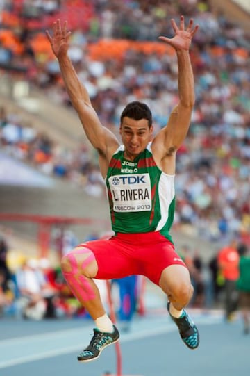 Saltor de longitud y medallista mundia. Luis buscó ser diputado local por el Distrito 7 de Sonora, México. Perdió.