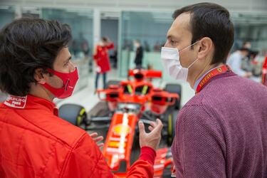 Un día histórico para Sainz
