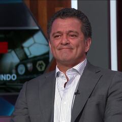 Carlos Hermosillo explota contra jugadores de Cruz Azul por foto con playera de Messi