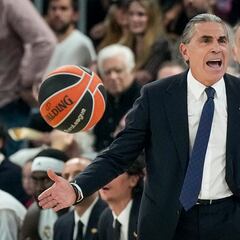 Scariolo: “El nombre es Tavares, ayer tenía casi 40 de fiebre”