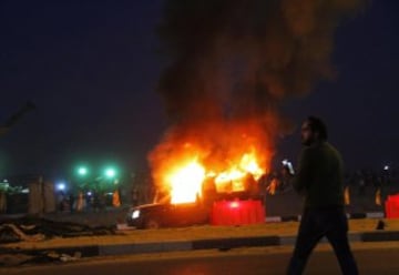 Graves incidentes en El Cairo entre la pol¨ªcia y ultras antes del partido Zamalek-ENPPI. Hay, al menos, 14 personas fallecidas.