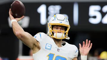 Justin Herbert regresó en 2024 a Chargers a un partido de postemporada.