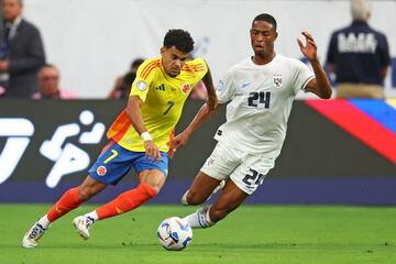 La Selección Colombia goleó 5-0 a Panamá y se aseguró en las semifinales de la Copa América 2024. Jhon Córdoba, James Rodríguez, Luis Díaz, Richard Ríos y Miguel Borja fueron los encargados de darle el triunfo al equipo nacional.