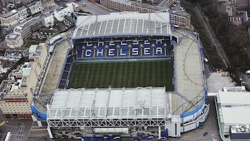 El estadio donde juega el Chelsea como local. Fundado en 1877 para otro equipo londinense, el Fulham, la negativa de éste a utilizar dicho escenario propició la creación del London Athletics Club, un equipo alternativo para que se pudiera utilizar, hasta 