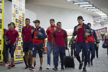 Así se vivió el ambiente previo al inicio del Clásico Nacional entre América y Chivas celebrado en el Estadio Azteca por la Jornada 10 de la Liga MX.
