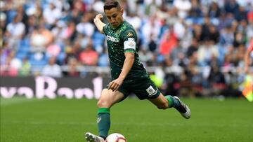 Andrés Guardado frente el Real Madrid.