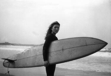 Somo homenajeará a Laura Revuelta, la primera mujer surfista española