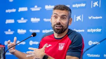 7/04/23 
CD LEGANES RUEDA DE PRENSA
CARLOS MARTINEZ Entrenador