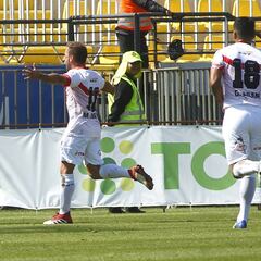 Unión La Calera humilló a Everton en Viña del Mar