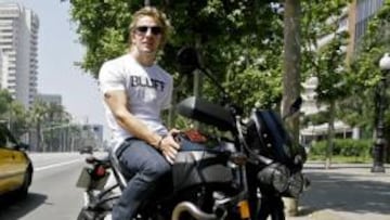 <b>MOTORISTA. </b>Dani Clos, con su Buell en las calles de Barcelona.