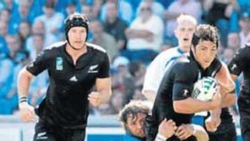 <b>UN JUGUETE ROTO. </b>Italia era el rival más duro de los tres a los que se medían las potencias del sur en la primera jornada, pero los All Blacks destrozaron a los transalpinos,