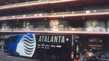 El Atalanta ya entrena en un silencioso Mestalla
