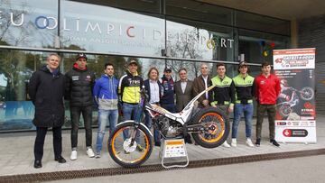 Presentación Trial Indoor Barcelona 2020 (Izqda. a Der.): Carlos Martin (RPM-MKTG), Jorge Casales, Jeroni Fajardo, Adam Raga, David Escudé ( Concejal de Deportes Ajuntament de Barcelona), Toni Bou, Domenec Fernandez ( Vicepresidente de la Real Federación Española), Josep M. Mañé (President Federació Catalana), Jaime Busto, Miquel Gelabert y Gabriel Marcelli.