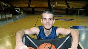 <b>BASE EXPERTO. </b>Gonzalo Martínez pide "cabeza fría y disciplina".