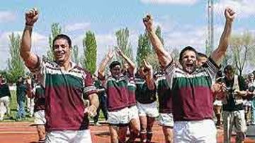 <b>MARU GANÓ LA ÚLTIMA LIGA DE RUGBY.</B>. Gracias a la Fundación, el Maru tuvo el apoyo económico necesario para formar una plantilla competitiva y ganar la Liga 2001-02. Un éxito sin precedentes en Alcobendas.