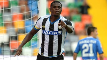 Duv&aacute;n Zapata, delantero colombiano. 