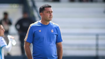 Pedro Martinez head coach of Tigres during the 14th round match between Puebla and Tigres UANL as part of the Liga BBVA MX Femenil, Torneo Apertura 2025 at Cluph Alpha 3, on October 05, 2025 in Puebla, Mexico.