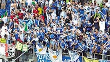 <b>DERROTA FELIZ</b>. Grecia perdió ante Rusia, pero celebró que sigue.