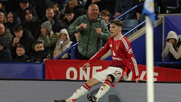 Manchester United's Argentinian midfielder #17 Alejandro Garnacho celebrates after scoring their second goal during the English Premier League football match between Leicester City and Manchester United at King Power Stadium in Leicester, central England on March 16, 2025. (Photo by Adrian Dennis / AFP) / RESTRICTED TO EDITORIAL USE. No use with unauthorized audio, video, data, fixture lists, club/league logos or 'live' services. Online in-match use limited to 120 images. An additional 40 images may be used in extra time. No video emulation. Social media in-match use limited to 120 images. An additional 40 images may be used in extra time. No use in betting publications, games or single club/league/player publications. /