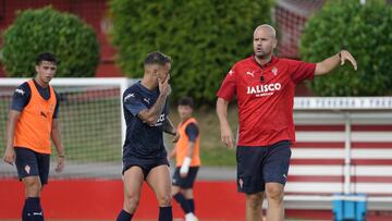 15.09.2023 ENTRENAMIENTO SPORTING
MAREO RAMIREZ DANDO ORDENES EN EL ENTRENAMIENTO