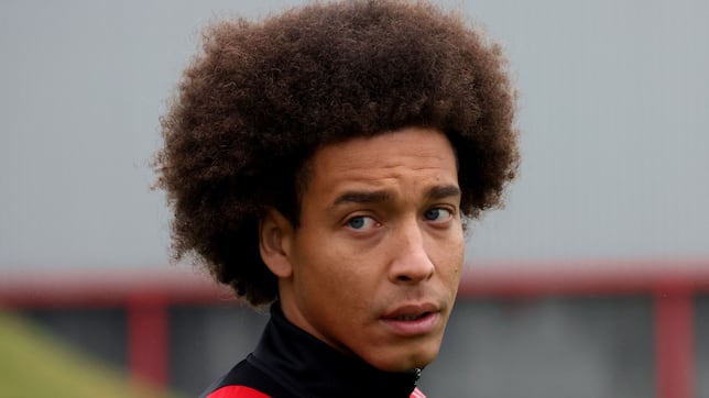 Witsel: “Mi objetivo es quedarme en el Atlético”
