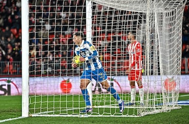 El mejor Yeremay volvió a brillar ante el Almería, para remontar el partido. El 10 del Deportivo fue un generador de juego de ataque en todo momento y volvió a dejar su impronta en los dos goles de su equipo. Primero marcando, luego asistiendo.
