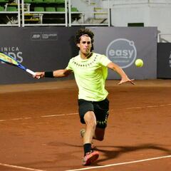 El chileno admirador de Tsitsipas que dio la gran sorpresa en el Challenger de Santiago