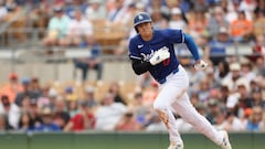 Shohei Ohtani, #17 of the Los Angeles Dodgers, runs the bases.