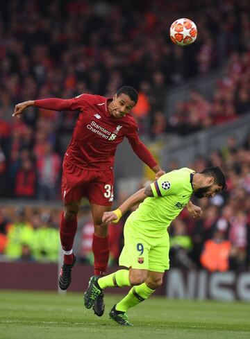 Joel Matip & Luis Suárez.