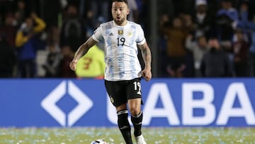 SAN JUAN, ARGENTINA - NOVEMBER 16: Nicolas Otamendi of Argentina controls the ball during a match between Argentina and Brazil as part of FIFA World Cup Qatar 2022 Qualifiers at San Juan del Bicentenario Stadium on November 16, 2021 in San Juan, Argentina