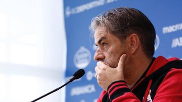 Natxo espera que el equipo responda bien en Riazor