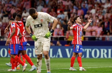 3-0. El delantero argentino celebra el tercer gol que marca en el tiempo extra del encuentro.