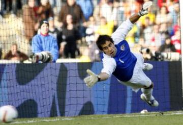 Claudio Bravo es una de las mejores figuras en la actual temporada de Barcelona.