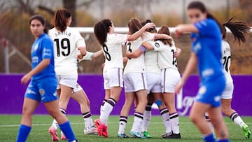 El Real Valladolid Simancas derroca al líder