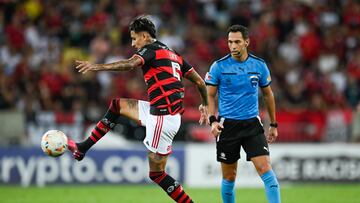 Dirigente de Flamengo revela a AS la verdad sobre el futuro de Erick Pulgar