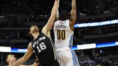 Pau Gasol (17+9+4+3) brilla en otro triunfo del rodillo 'Spur'