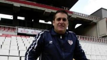 <b>ESPERANZADO. </b>Sandoval, t¨¦cnico del Rayo, conf¨ªa en el nuevo a?o.