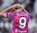 Vlahovic pierde crédito en Italia